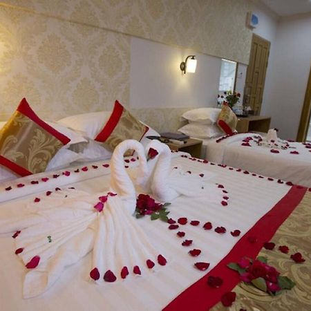 Orient Hotel Mandalay Esterno foto