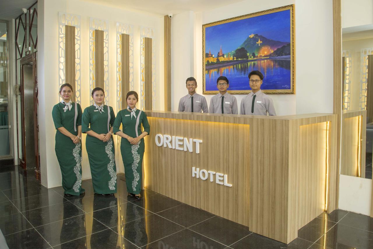 Orient Hotel Mandalay Esterno foto