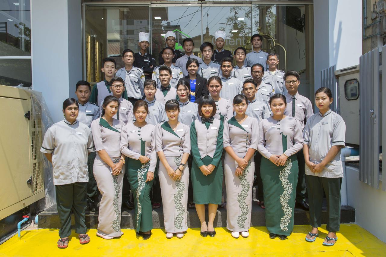 Orient Hotel Mandalay Esterno foto